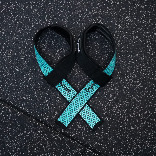 Gymist Deadlist straps in gym